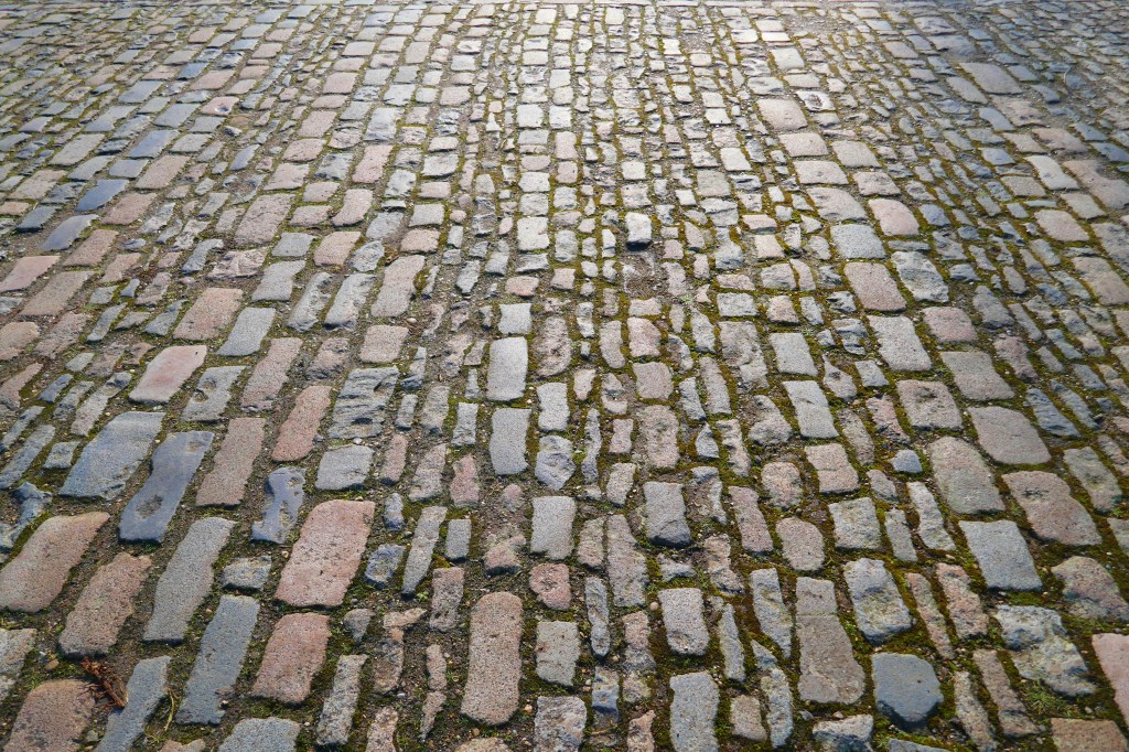 26: Granite setts at the Middlesex and Essex Filter&nbsp;Beds